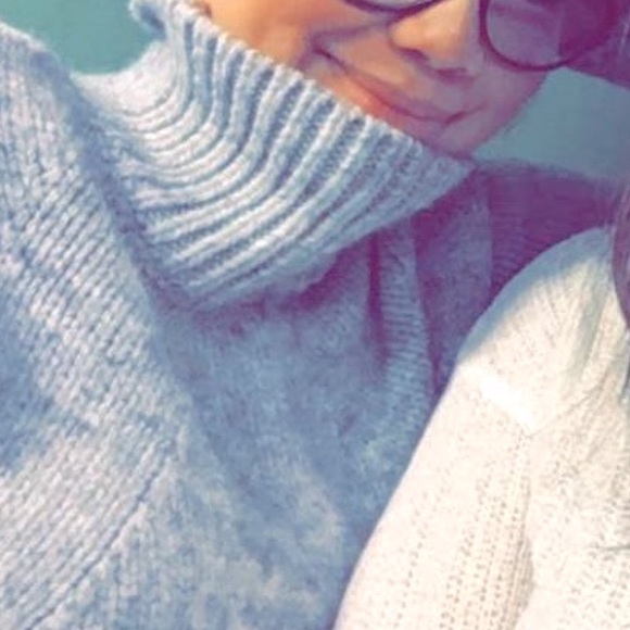 Zara turtleneck sweater - Picture 2 of 7